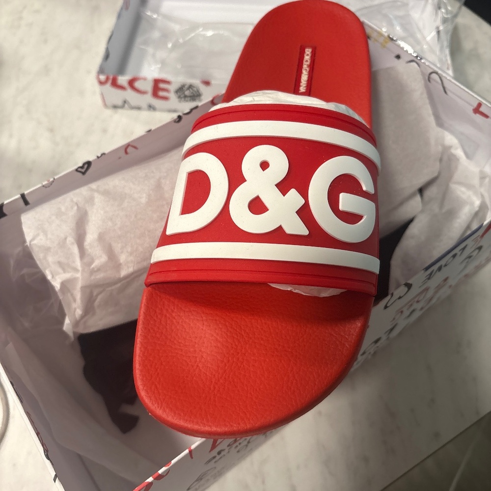 Dolce and gabbana slides